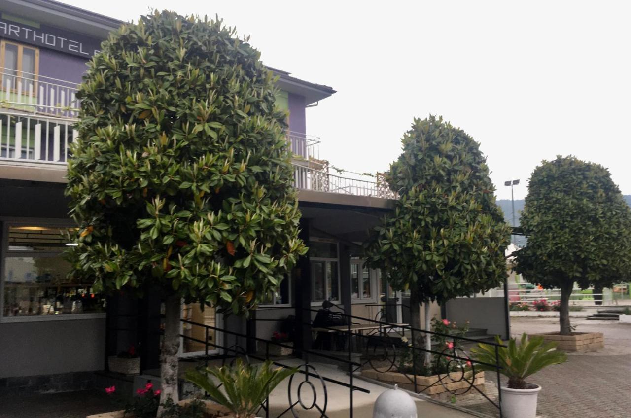 7 Lakes Aparthotel Burolo Exterior foto